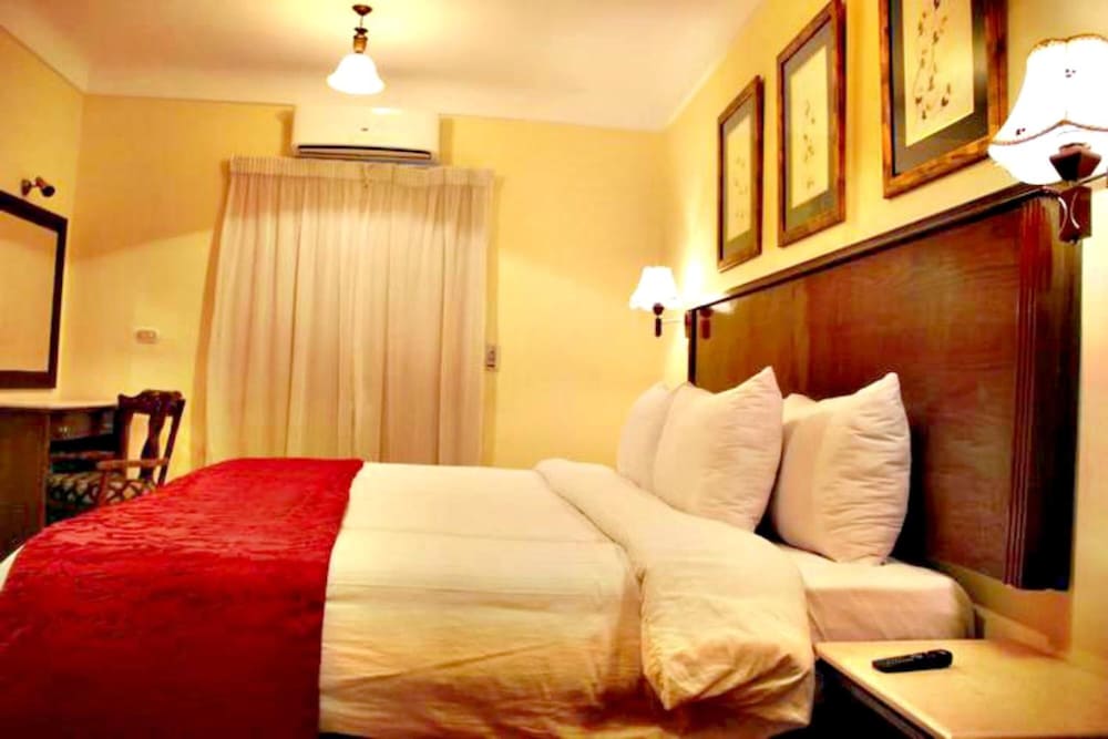 Alexandria Mediterranean Suites 12/30