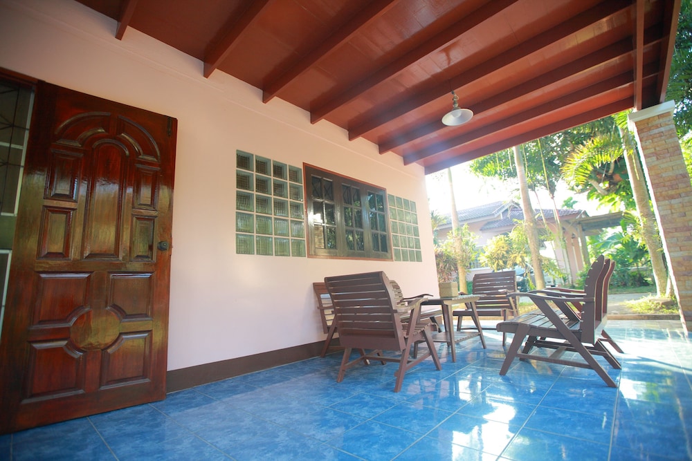 Khao Hin Tang Resort 24/40