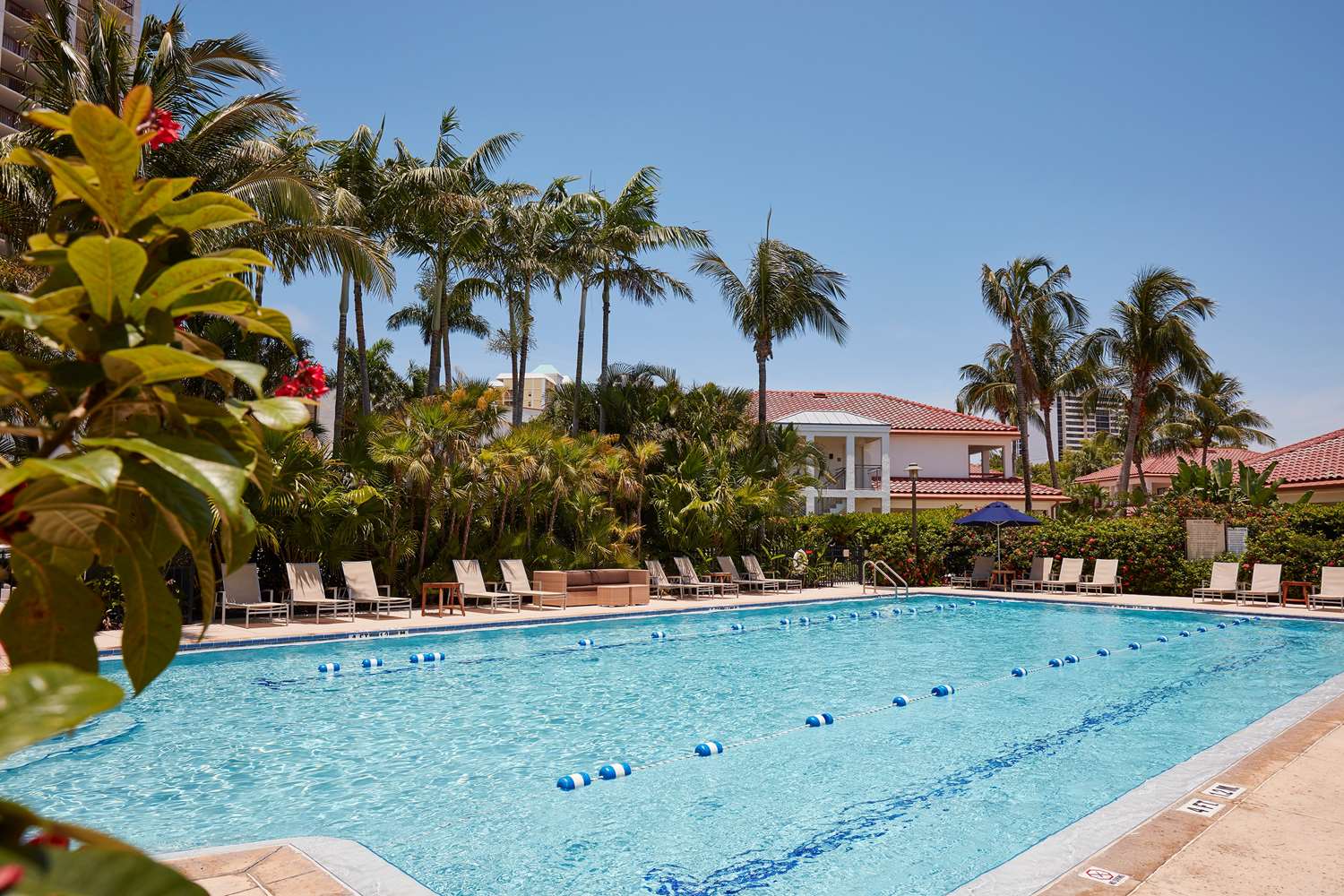 Signia Hilton Naples Grande Beach Resort 4/11