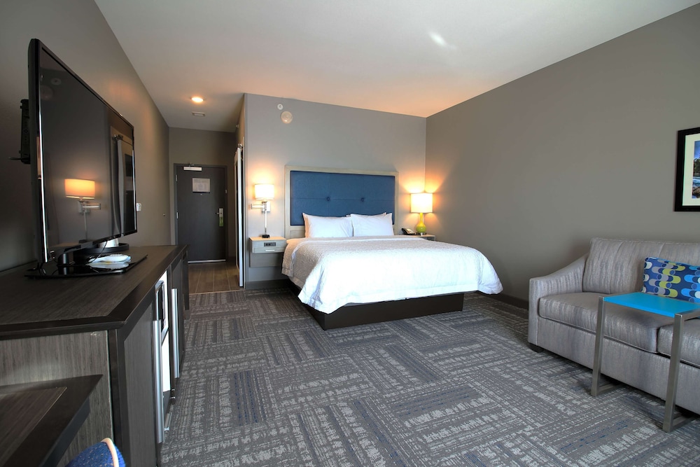 Hampton Inn West Plains Mo 18/43