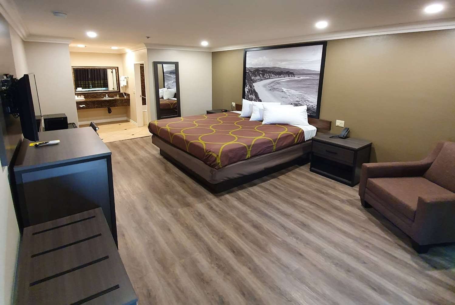 Super 8 By Wyndham Cypress Buena Park Area 15/44