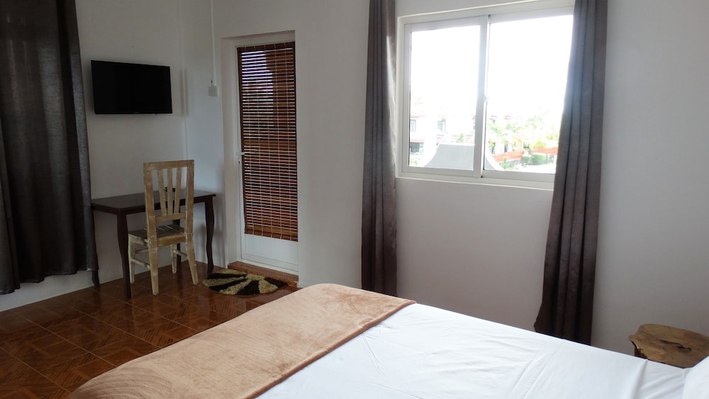 SUPERIOR, QUADRUPLE, DOUBLE AND TWIN BEDS