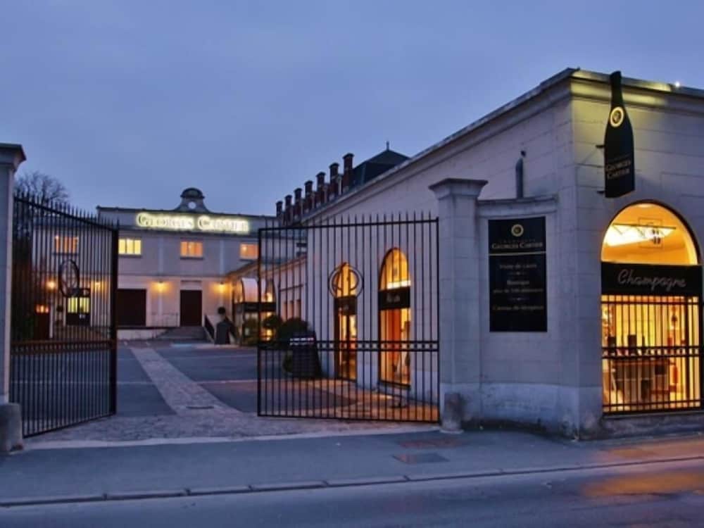 Premiere Classe Epernay 7/49