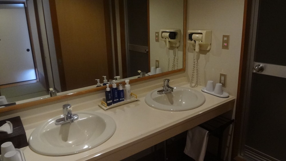 Hotel Kikusuitei 27/28