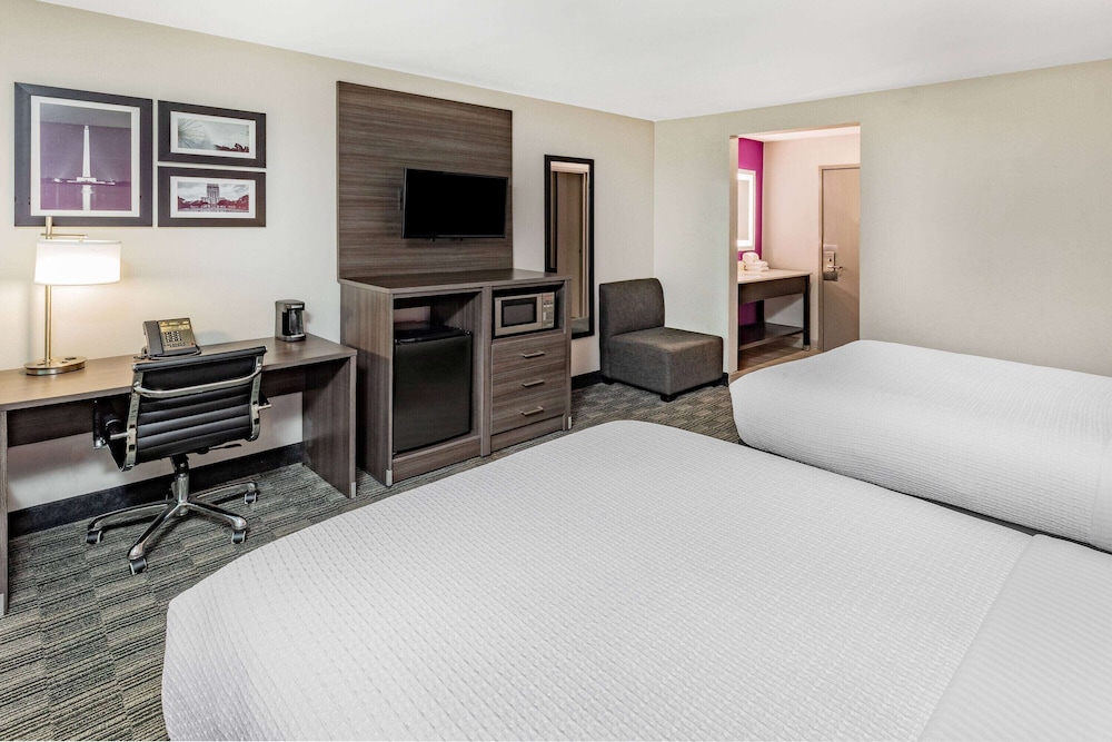 La Quinta Inn & Suites by Wyndham Houston Southwest 17/42