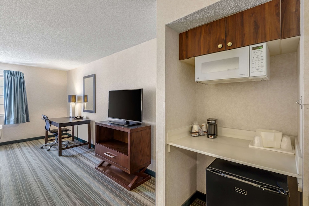 Spark by Hilton Denver Tech Center Centennial 47/54