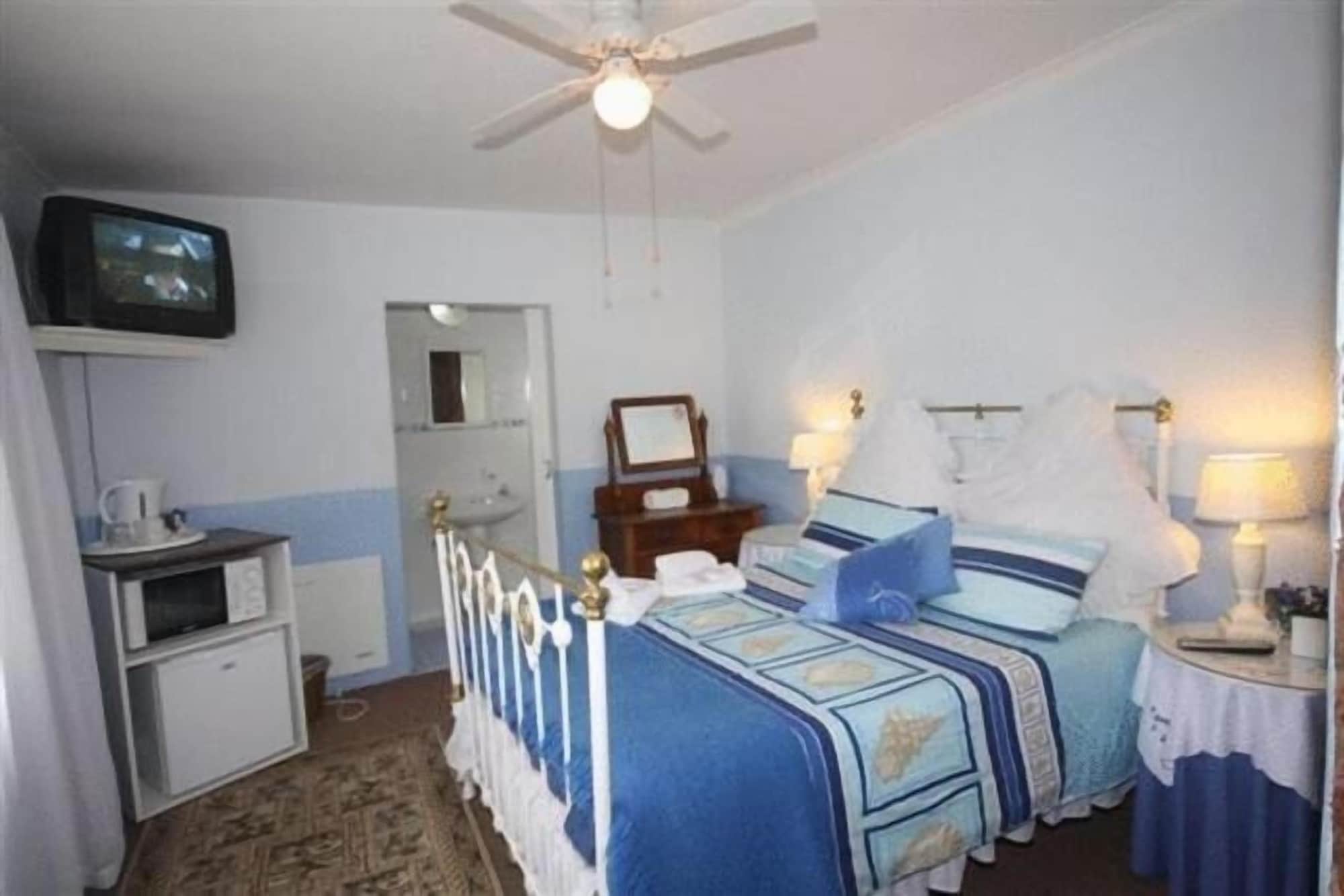 ROOM 2, STANDARD