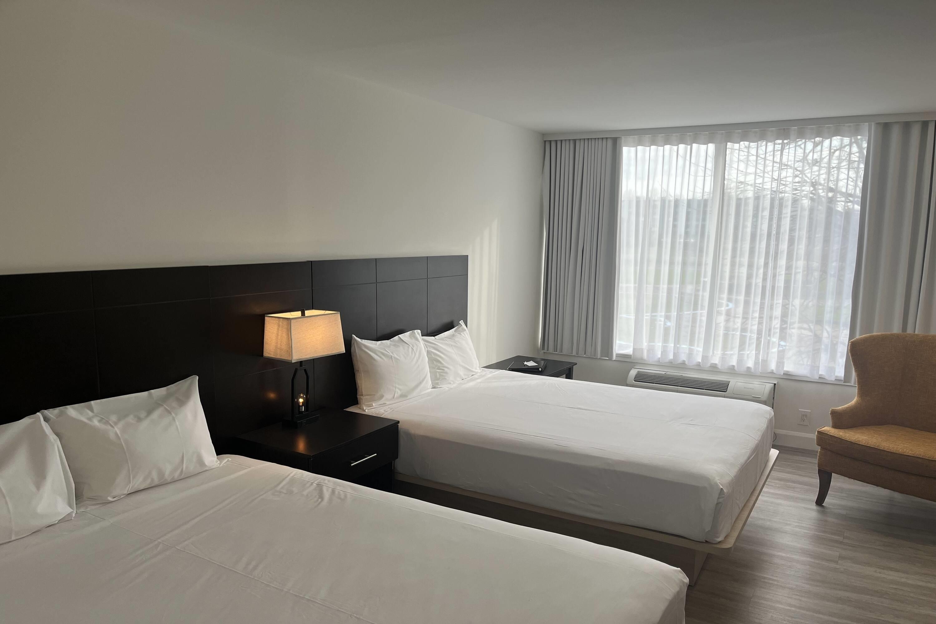Classic, Quadruple, 2 Queen Beds