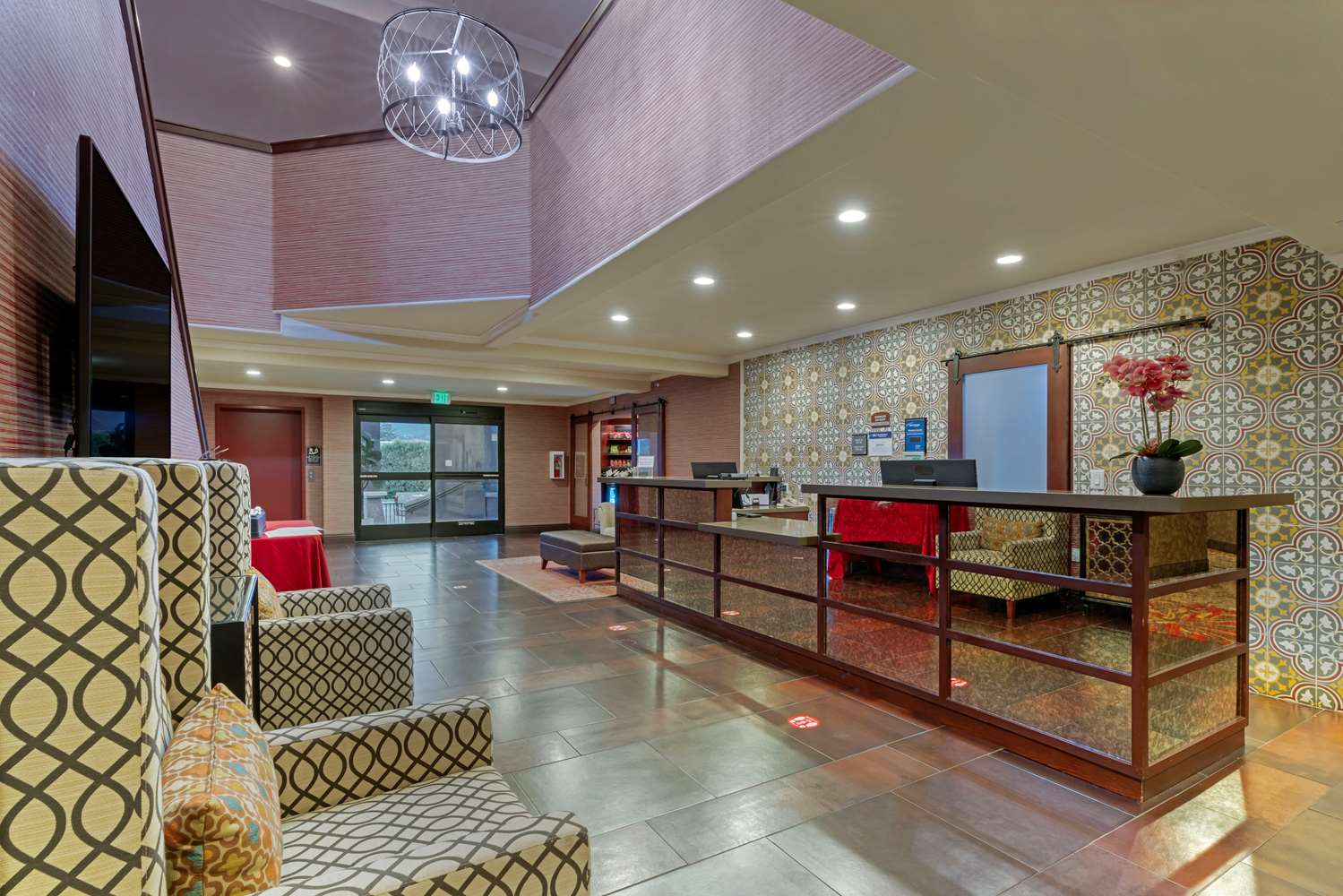 Best Western Plus Brookside Inn 10/62
