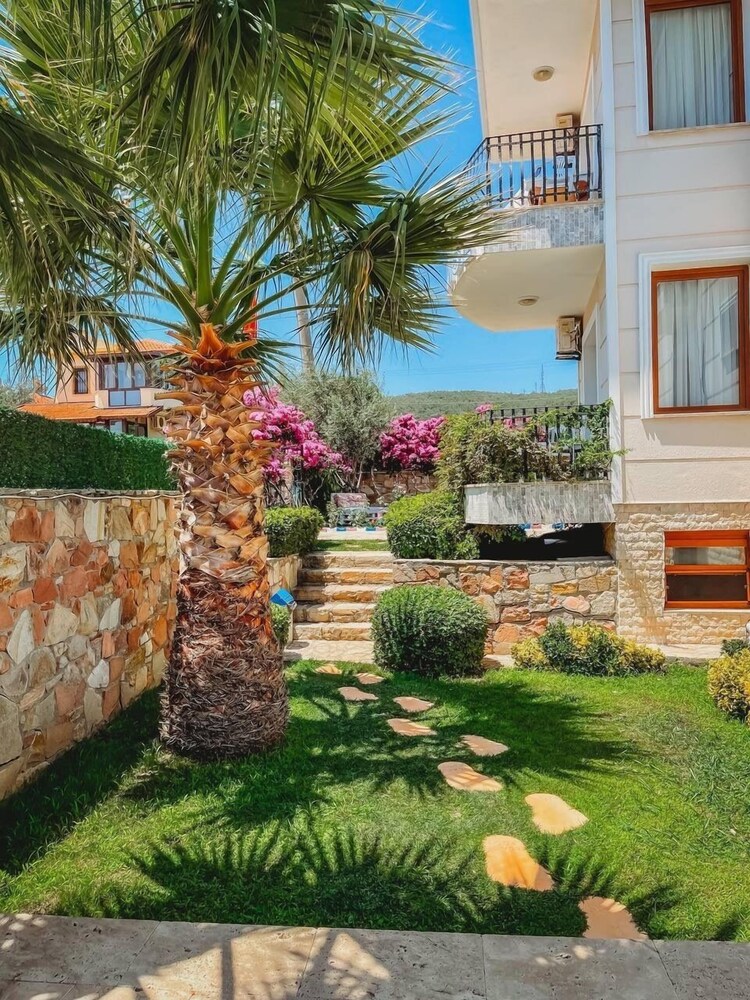 Cunda Paradise Butik Otel 49/56