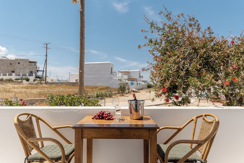 Birbas Hotel 112/128