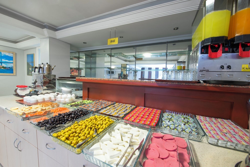 Grand Vatan Hotel 12/50