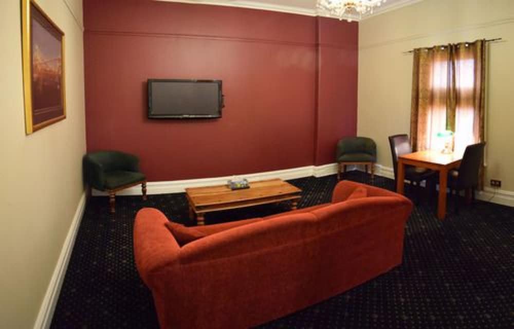 Palace Hotel Kalgoorlie 48/65