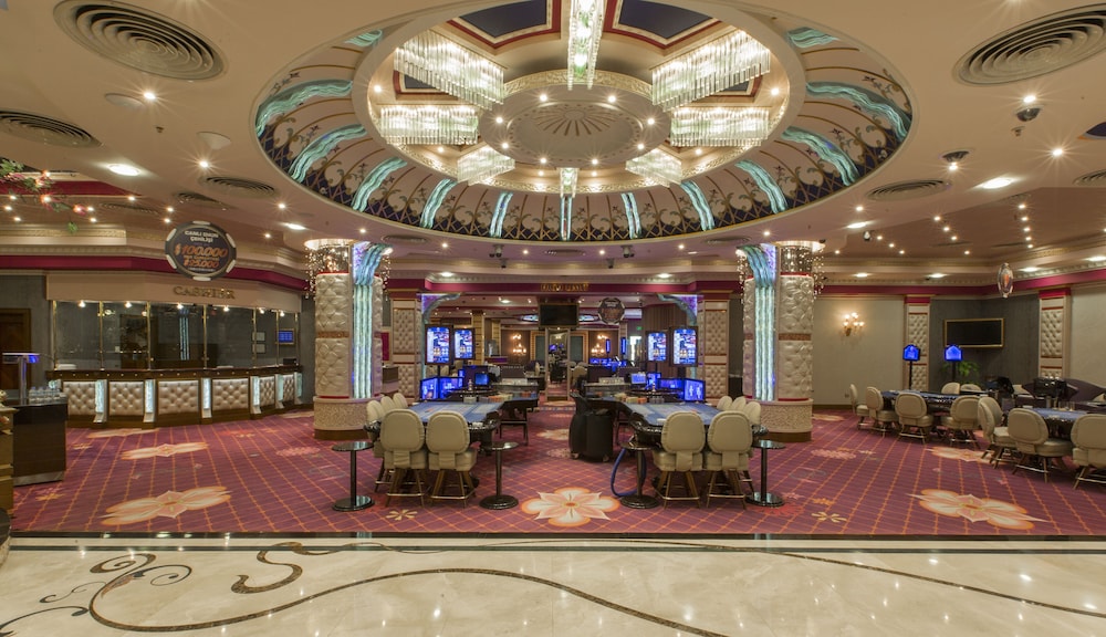 Merit Crystal Cove Hotel Casino & Spa 31/48