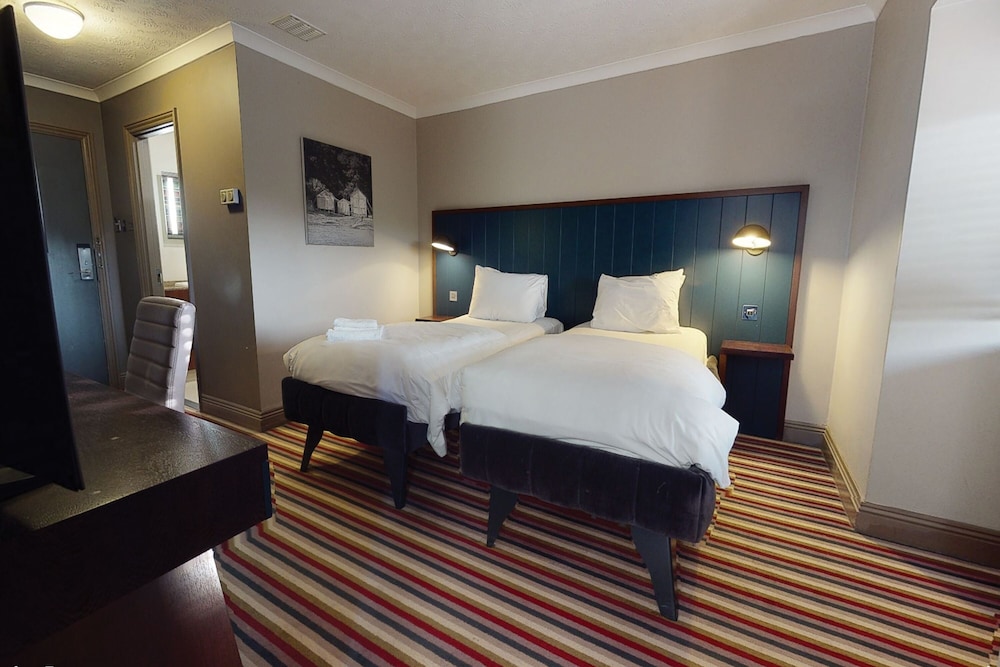 Village Hotel Blackpool 14/50