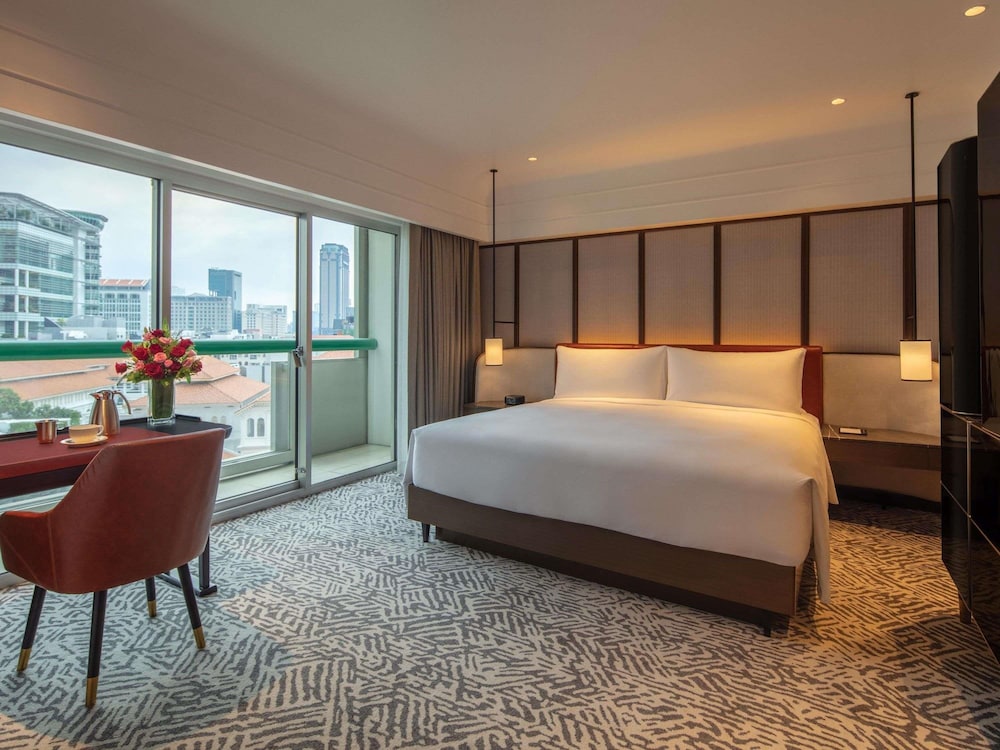 Fairmont Gold, King Bed, Balcony, Lounge Access