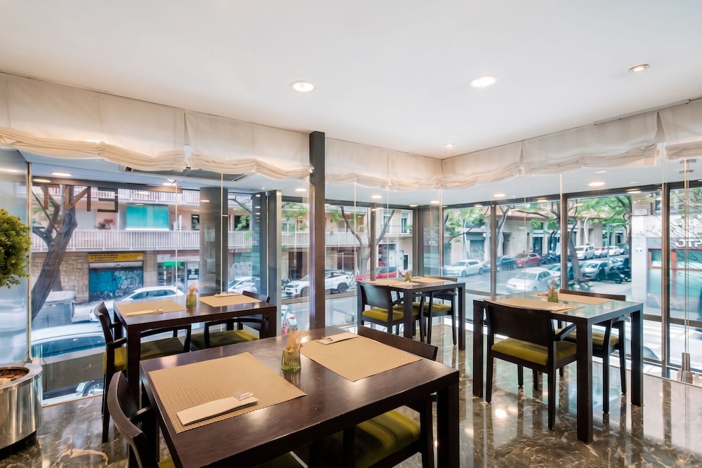 Nh Barcelona Entenza Hotel 33/47