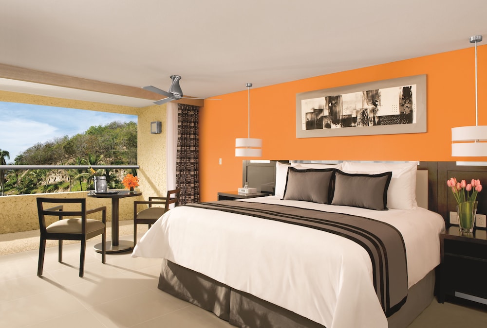 Preferred Club, Deluxe, King Bed, Ocean Front