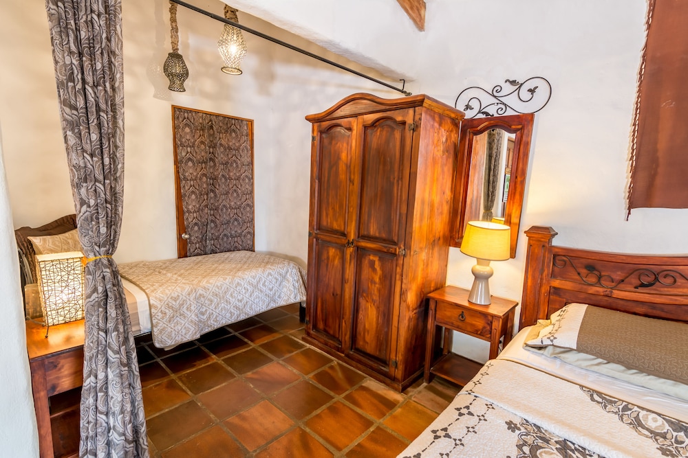 Villa Margarita 12/50