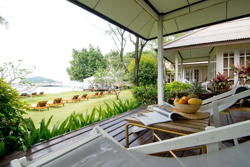 MAKATHANEE RESORT 9/63
