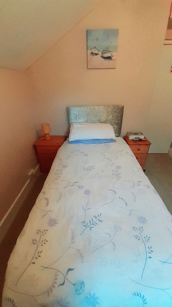 Room, Single, Single Bed, Shared Bathroom, The Countryman Hotel - B&B 5/9
