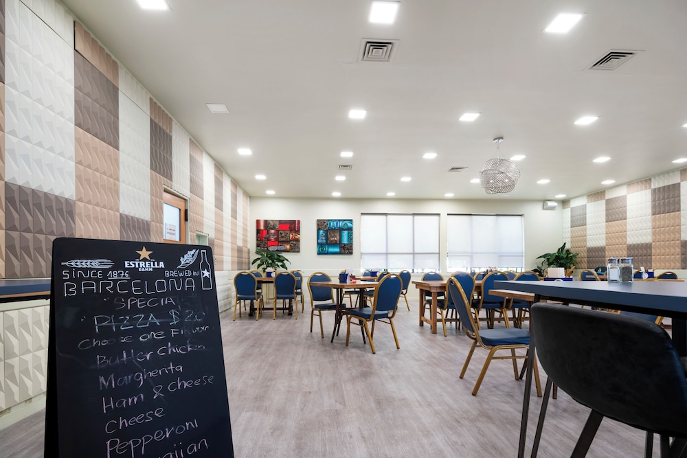 Garden Inn Airport 27/50