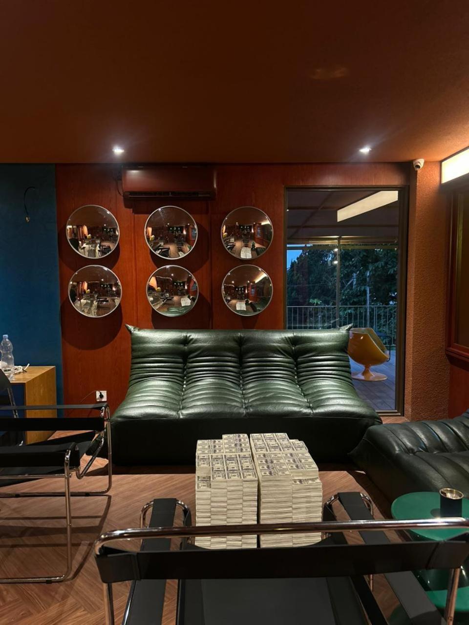 Aksara Hotel by Aruna Group 35/49