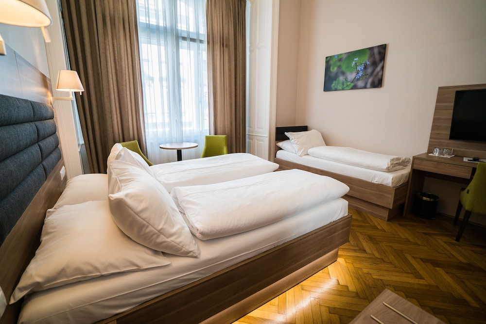 Hotel Marc Aurel 18/48