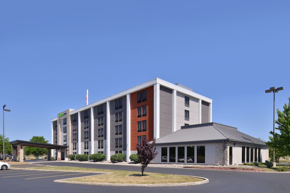 Holiday Inn Express Rochester University Area 6/48