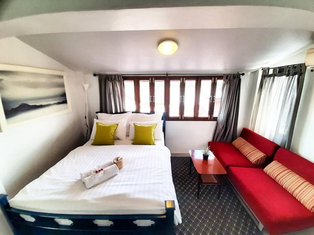 The Royal Chiangkhan Boutique Hotel 12/50