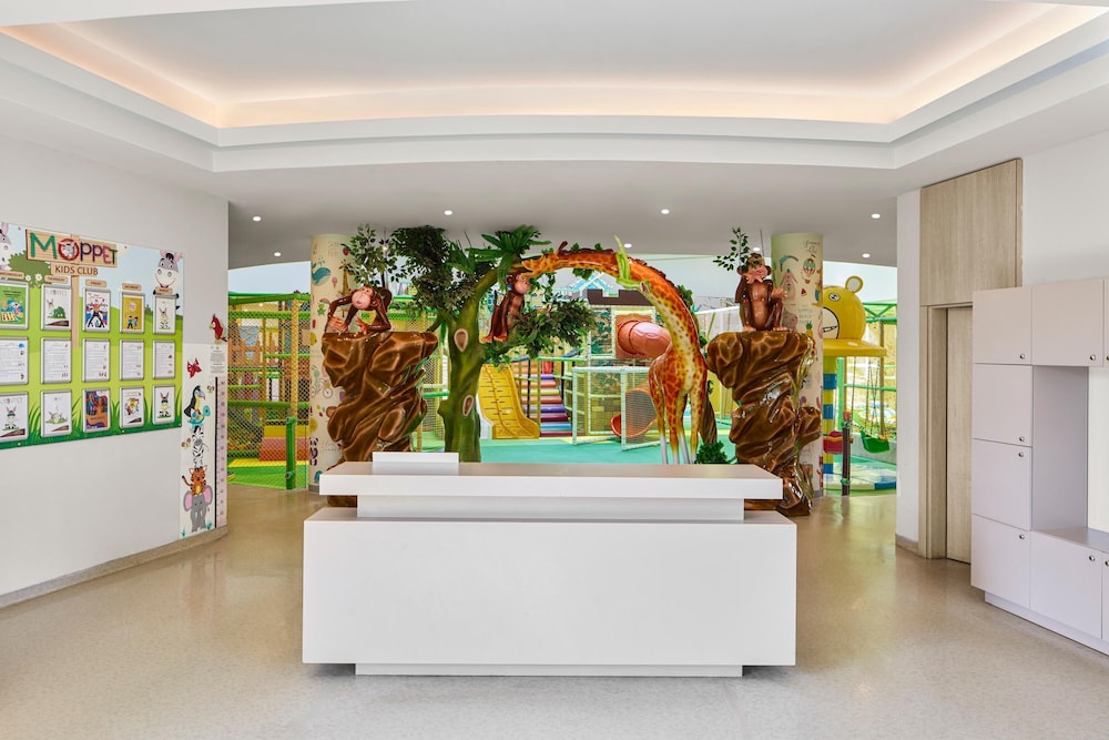Concorde Luxury Resort and Casino 6/47