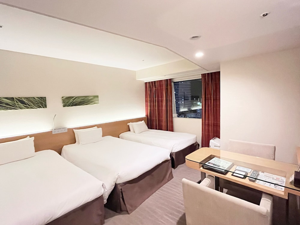 Hotel Keihan Kyobashi Grande 30/68