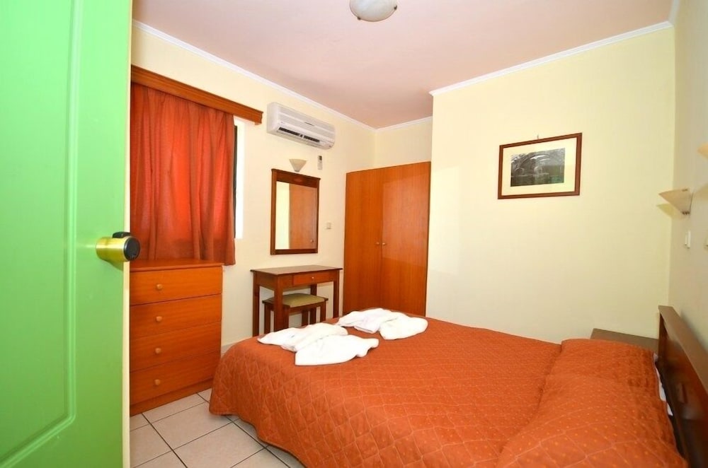 Aloni Suites 10/35