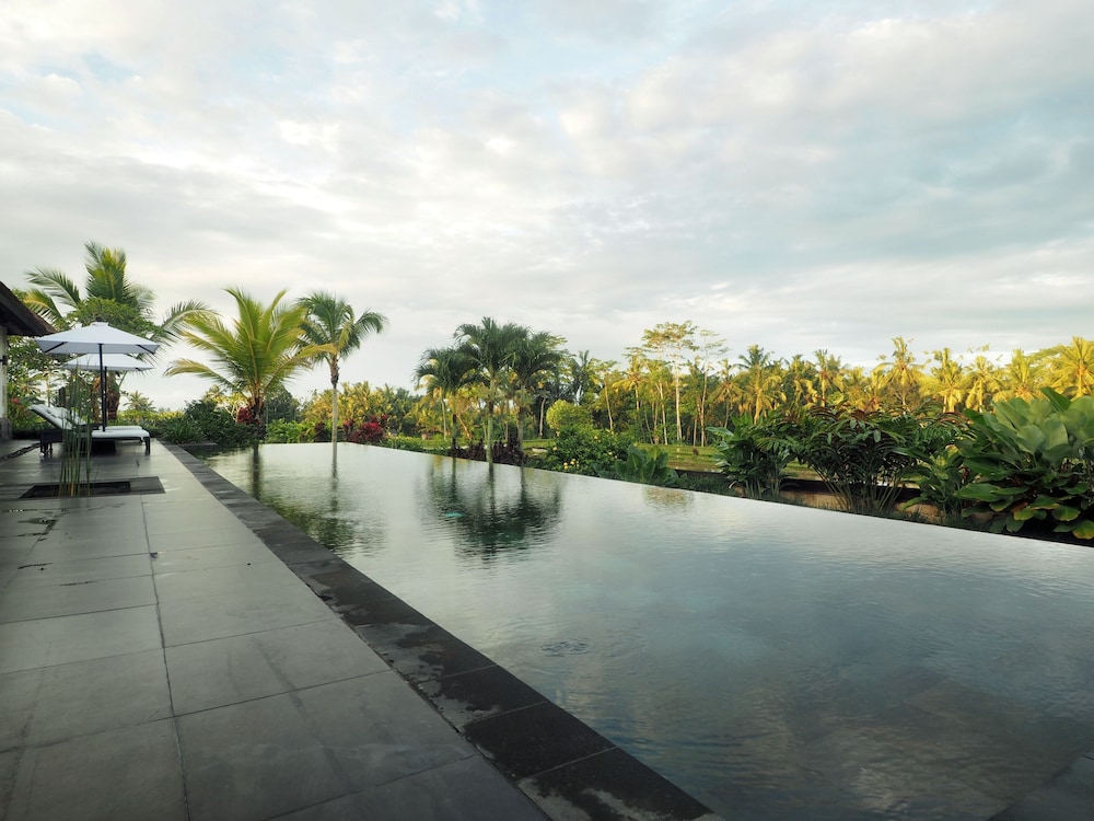 Villa Rumah Lotus 28/36
