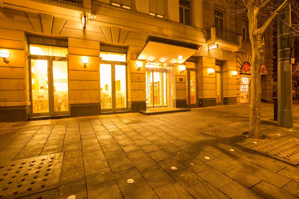 Hotel Hammer - Mainz Hauptbahnhof 46/66
