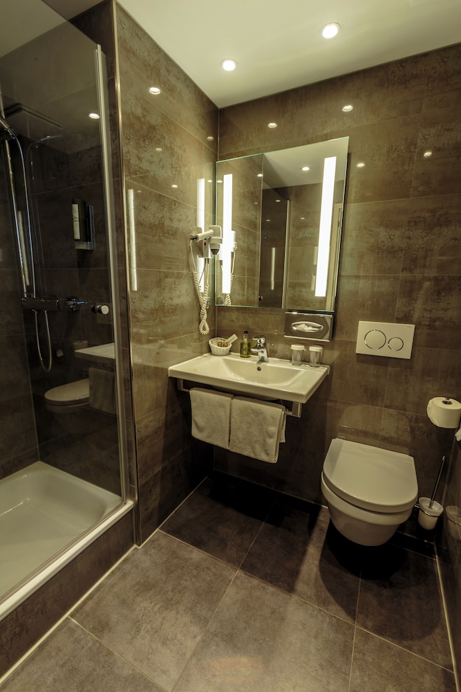 Parkhotel Guldene Berge 48/50