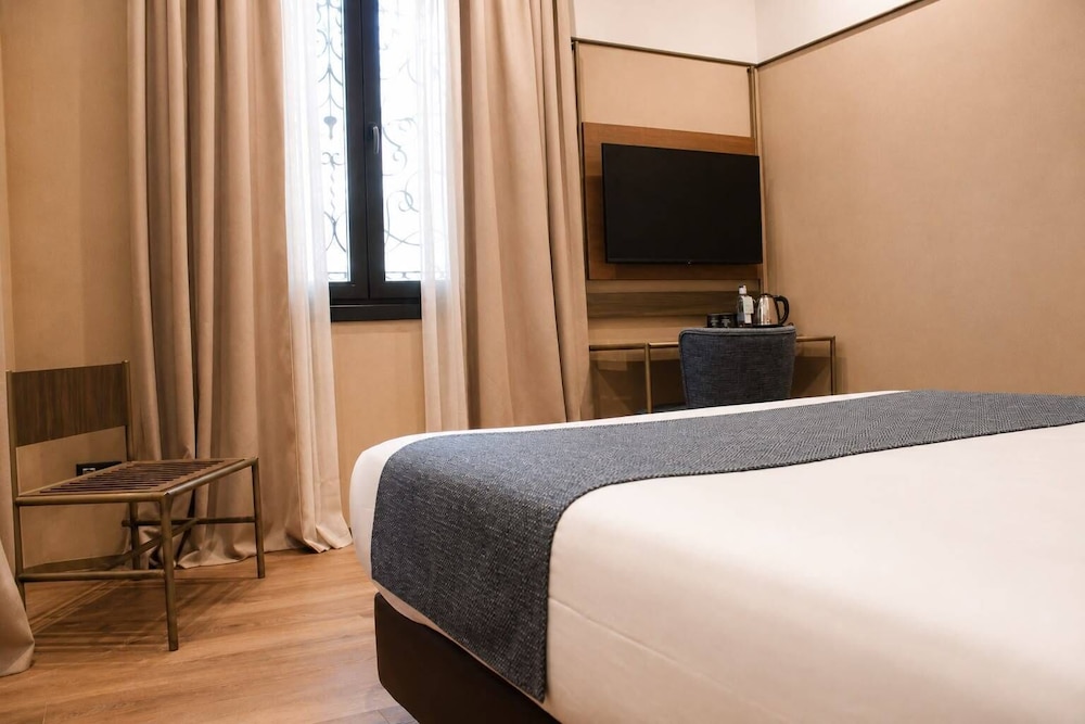 غرفة خارجية بسريرين منفصلين، Medinaceli Hotel 8/10