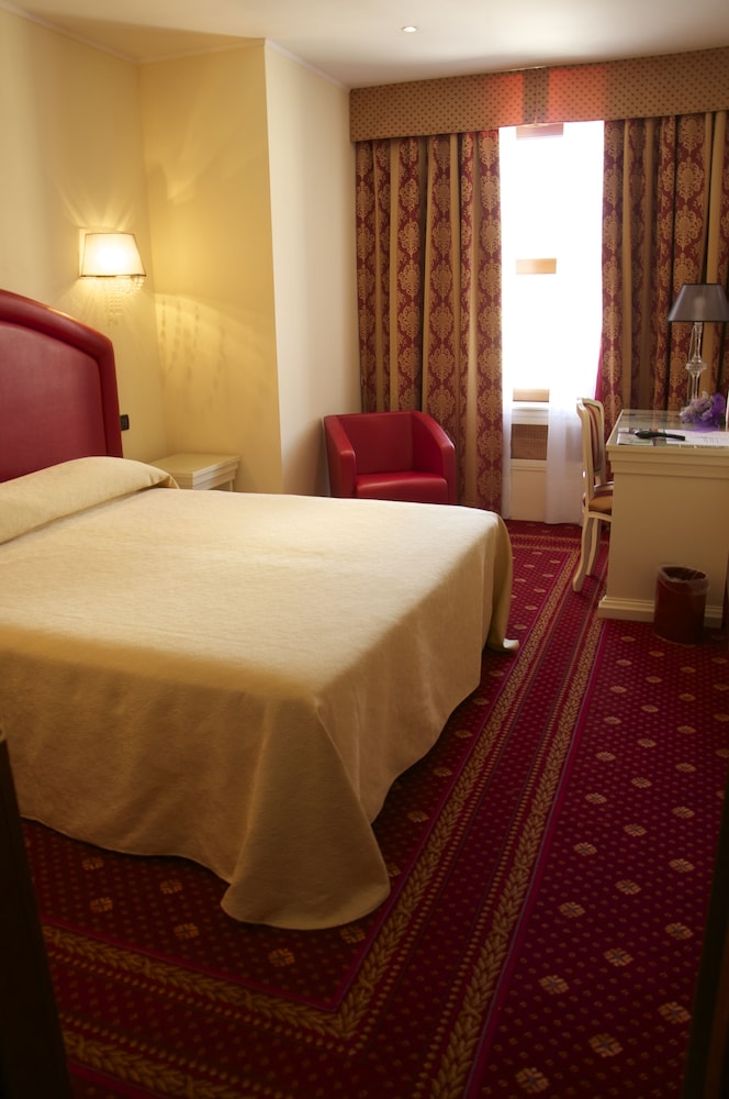 Torre Della Vittoria Hotel 7/50