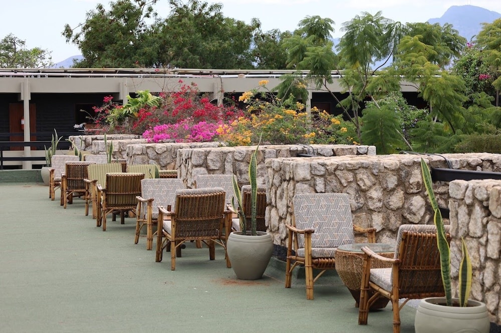 Taita Hills Safari Resort And Spa 41/63