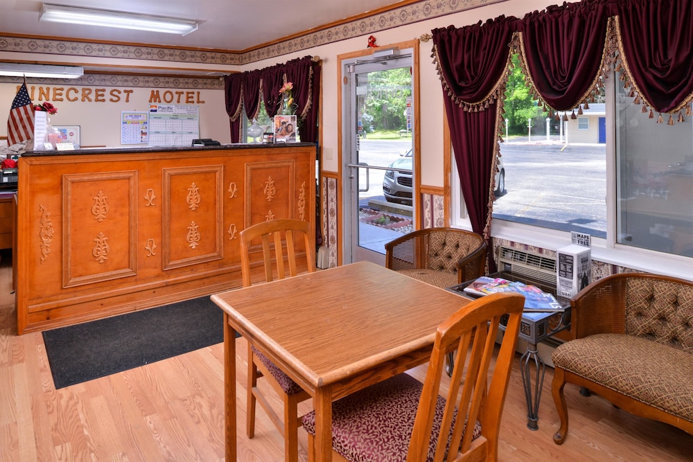 Americas Best Value Inn Jonesville/Hillsdale 7/37