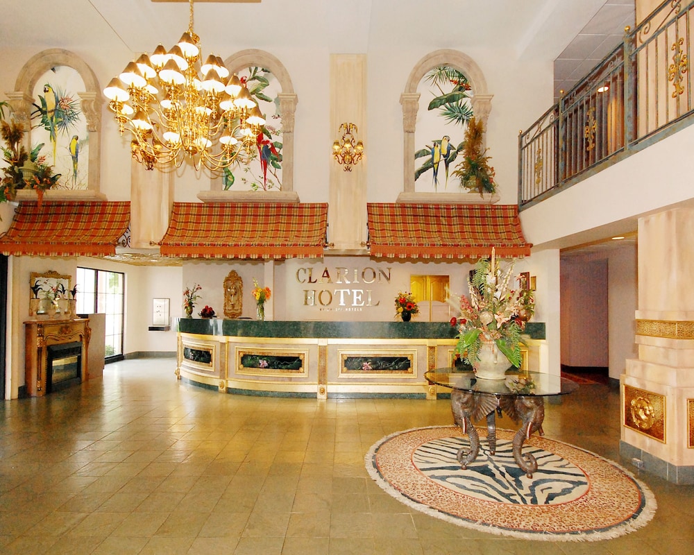Clarion Inn Branson 11/72
