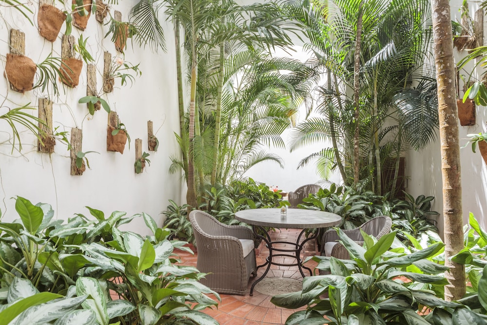 Hotel Casa San Agustin 11/82
