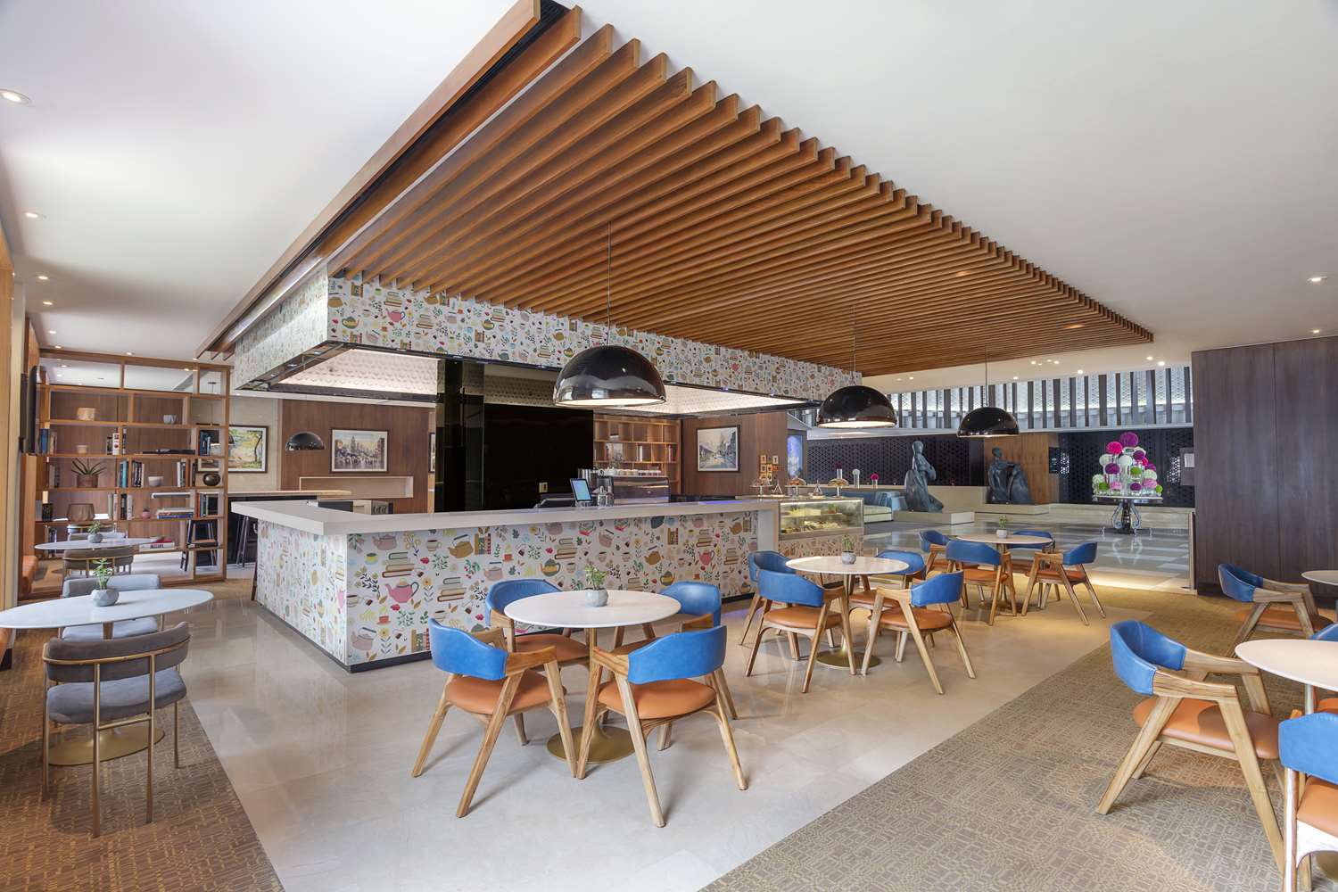 restaurant cafeteria