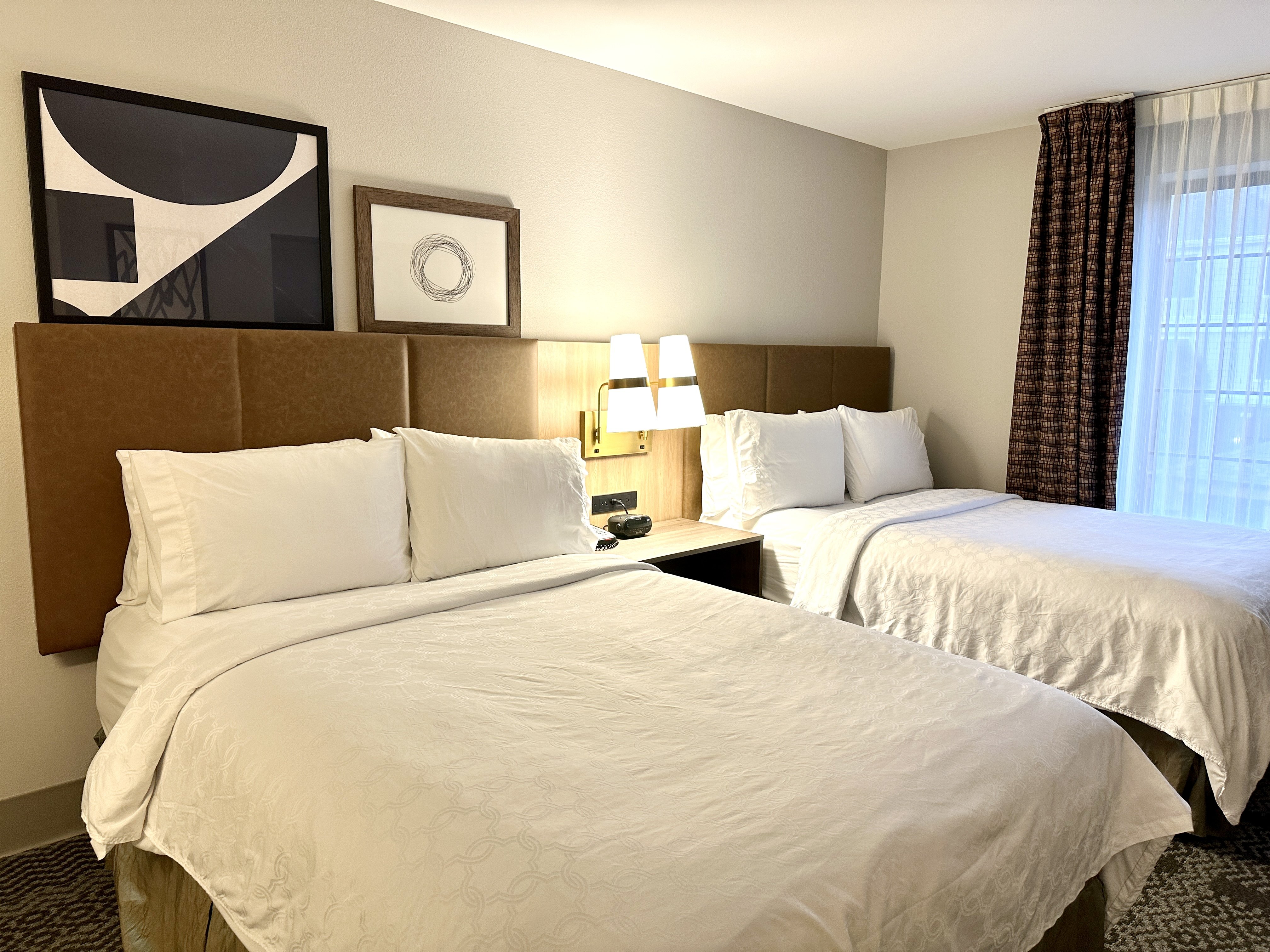 Staybridge Suites Milwaukee West-Oconomowoc 26/73