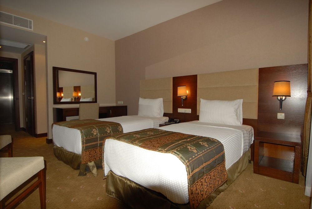 Cetin Hotel 5/39