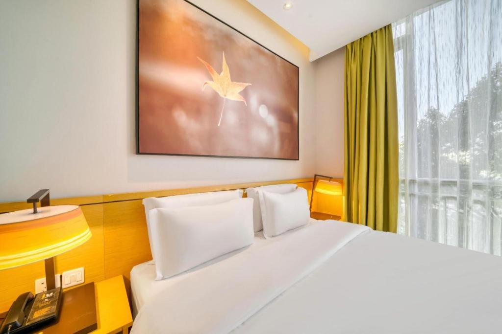 IU Hotel (Suzhou Dushu Lake Moon Bay Metro Station) 26/54
