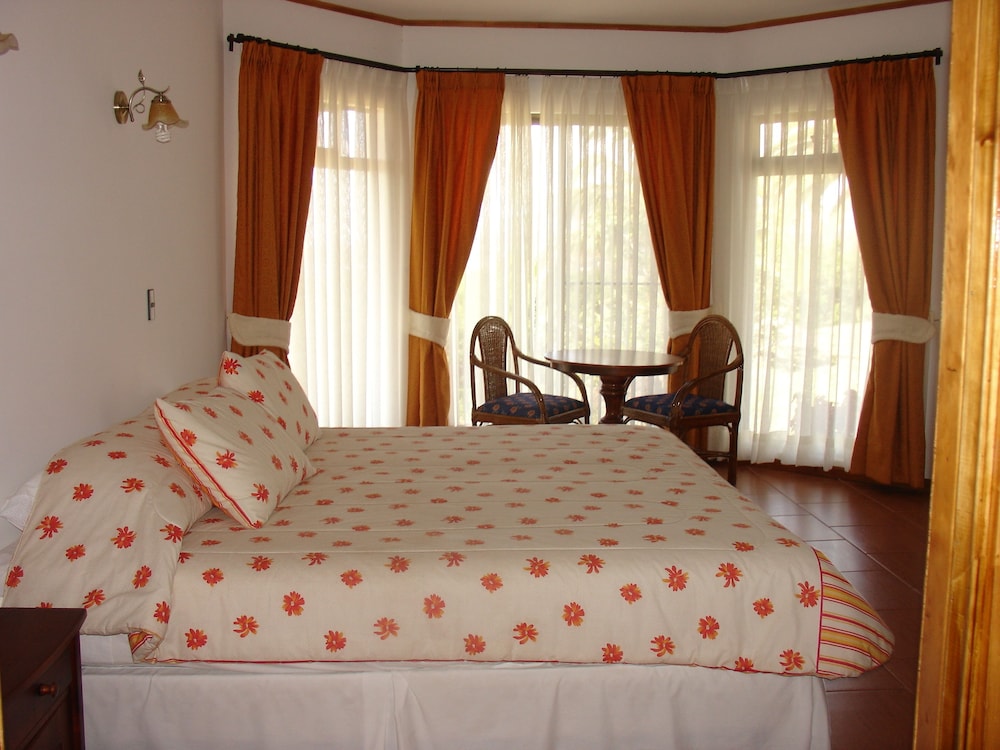 Hotel Victoria 13/34