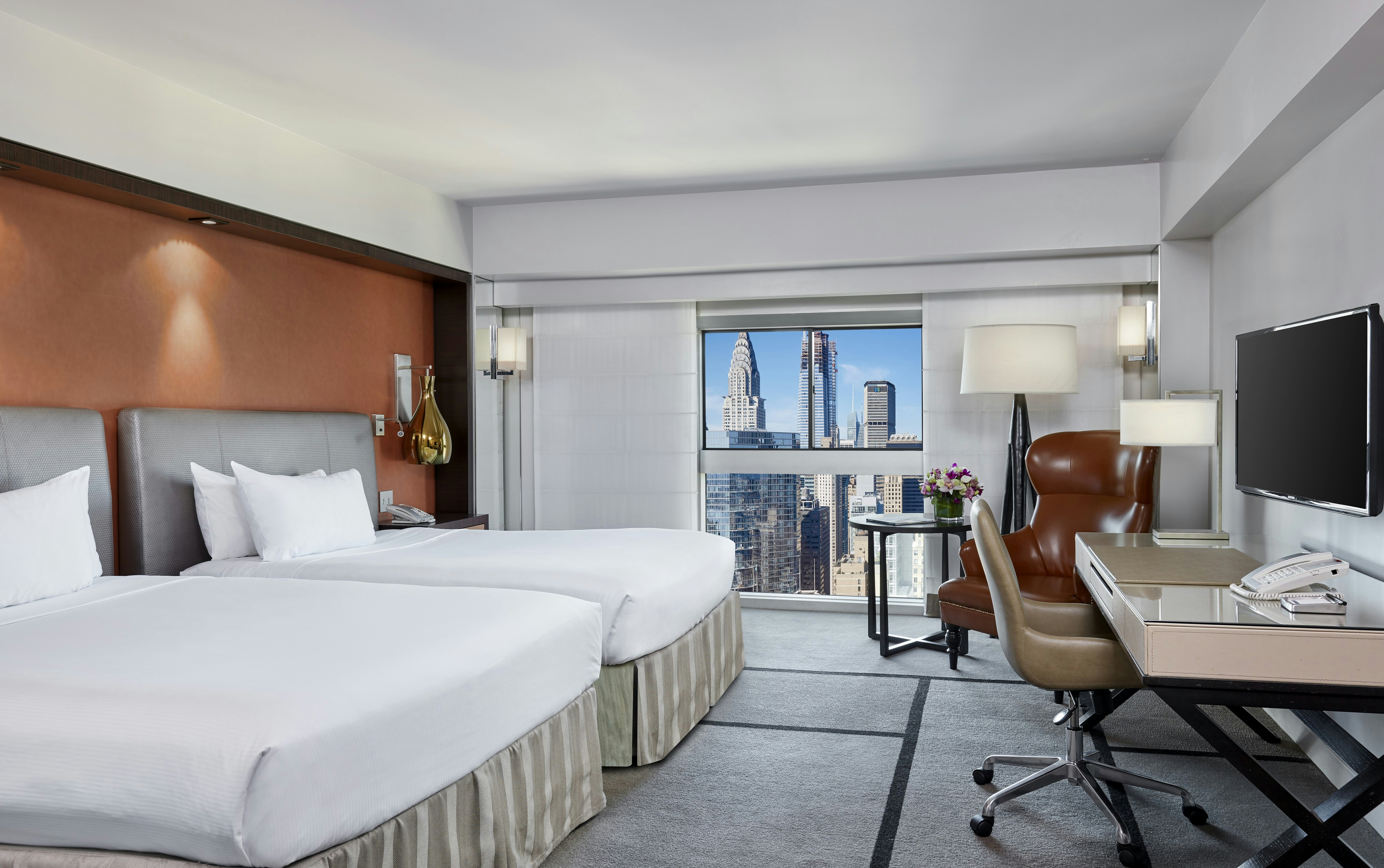 Millennium Hilton New York ONE UN Plaza 12/72