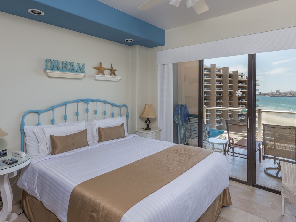 Las Palomas Beach & Golf Resort 12/42