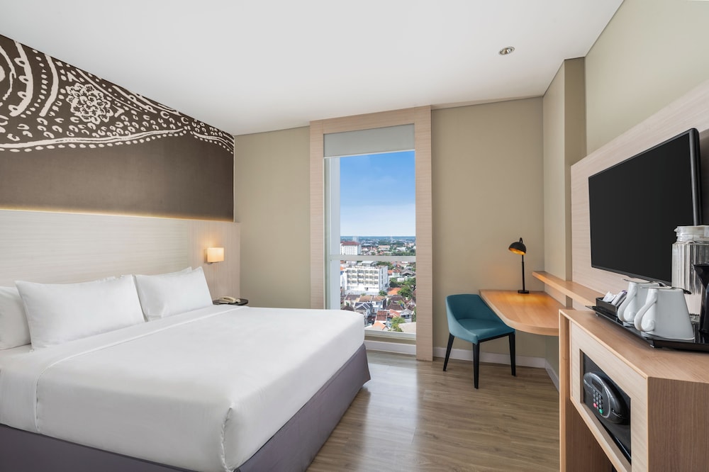 PRIVILEGE, DOUBLE BED